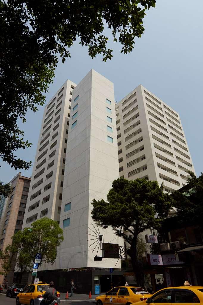 Gloria Residence Taipei Bagian luar foto